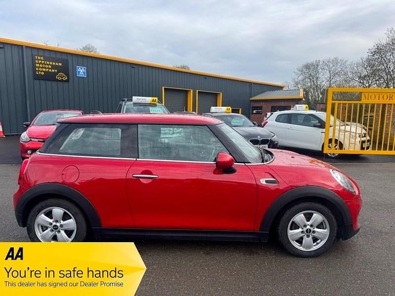 Used Mini Cooper 136 HP (100 kW) 2014 Red Hatchback