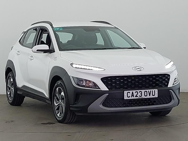 White Used 2023 Hyundai Kona SE SUV | £17,998 (Fair price) - Image 1/4
