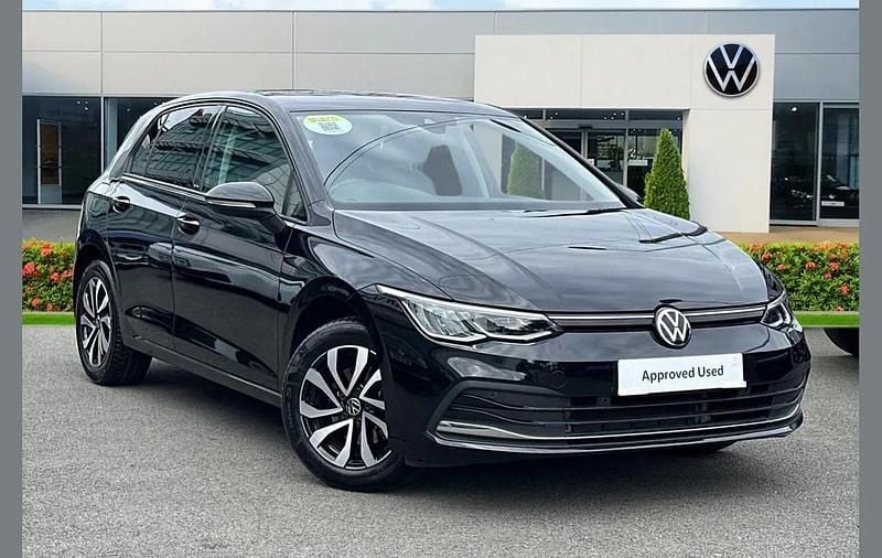 Used VW Golf VIII Active 130 HP (95 kW) 2022 Black Hatchback