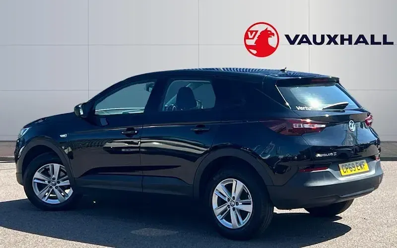 Used Vauxhall Grandland X 131 HP (96 kW) 2019 Black SUV