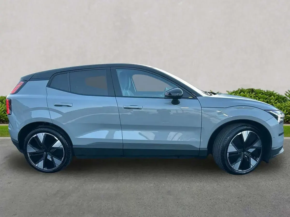 Used Volvo EX30 Performance 314 kW (428 HP) 2025 Grey SUV