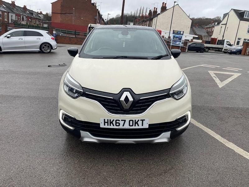 Used Renault Captur Dynamique 2017 Cream SUV