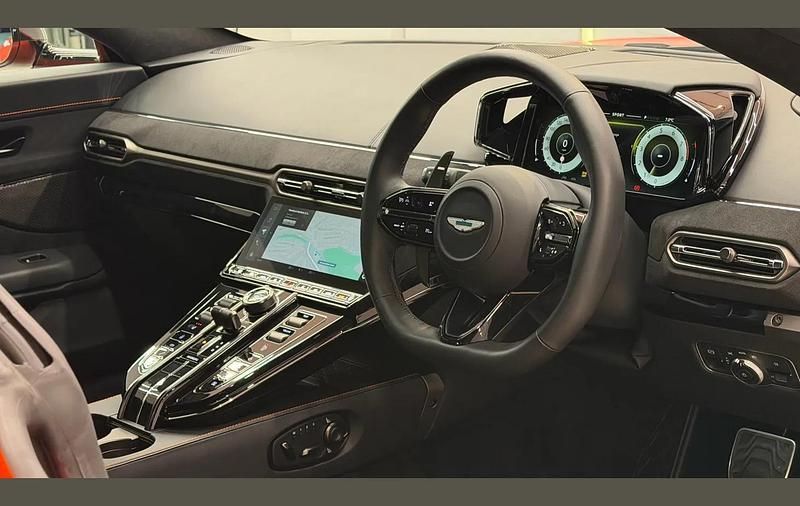 Used Aston Martin V8 Vantage 655 HP (481 kW) 2024 Orange Coupe