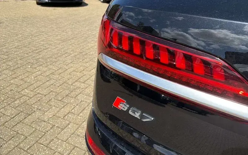 Used Audi SQ7 507 HP (372 kW) 2021 Black SUV