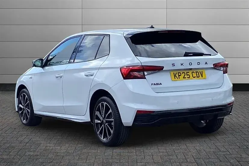 Used Skoda Fabia Monte Carlo 150 HP (110 kW) 2025 Moon white Hatchback