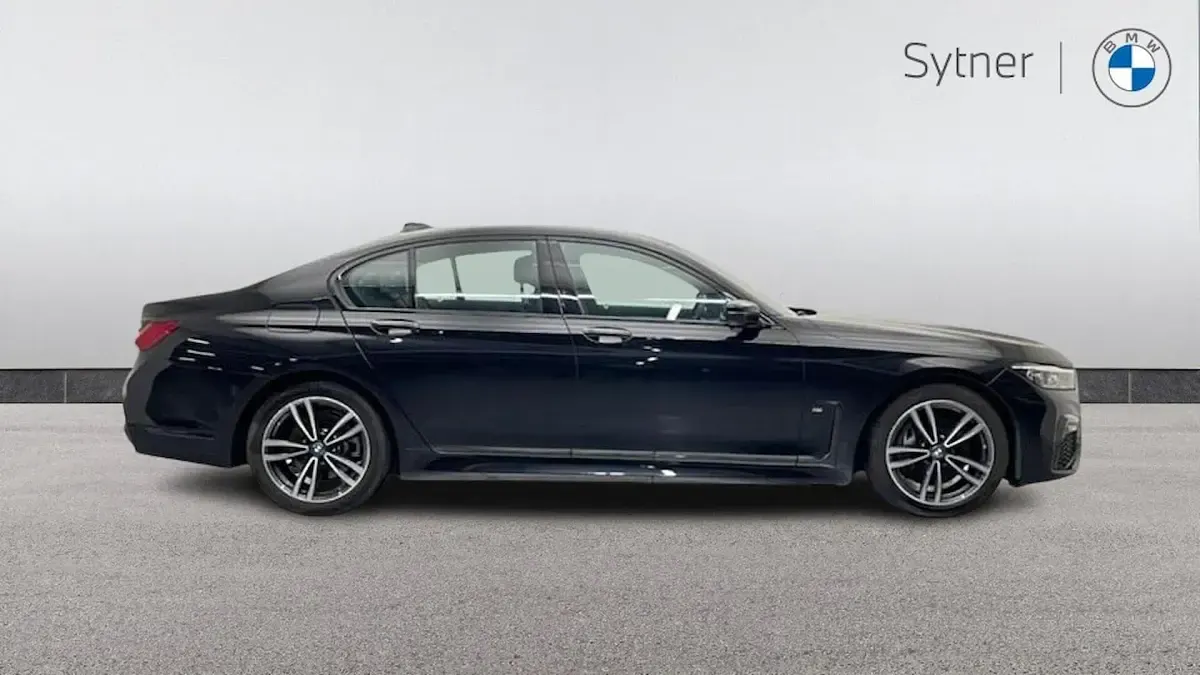 Used BMW 730 M Sport 282 HP (207 kW) 2022 Black Sedan