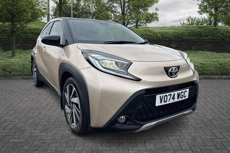 Beige Used 2024 Toyota Aygo X SUV | £14,991 - Image 1/4