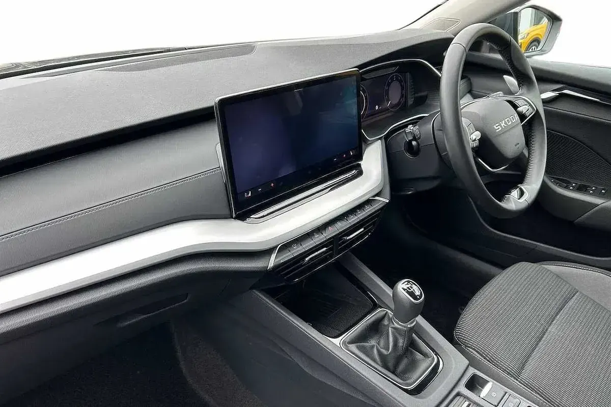 Used Skoda Octavia SE Technology 85 HP (62 kW) 2025 Graphite grey metallic Estate