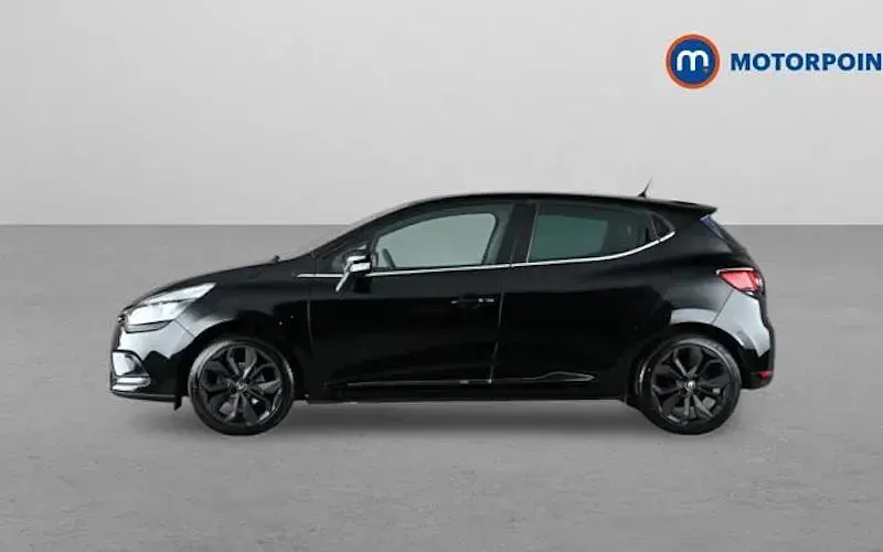 Used Renault Clio Iconic 90 HP (66 kW) 2019 Black Hatchback