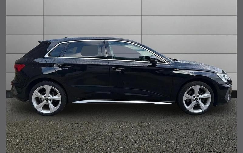 Used Audi A3 e-tron S-Line 200 HP (147 kW) 2021 Black Hatchback