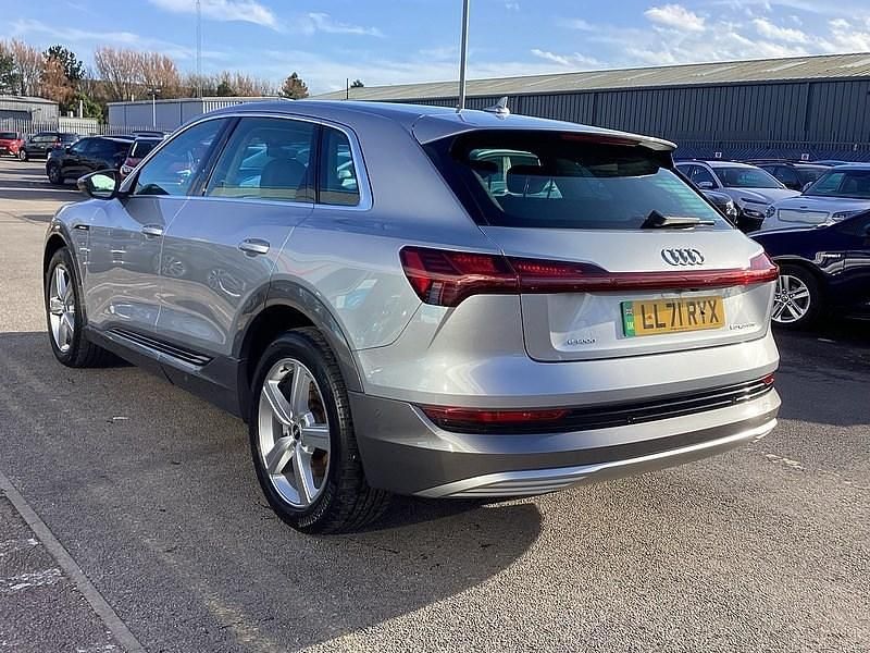 Used Audi e-tron Comfort 230 kW (313 HP) 2021 Silver SUV