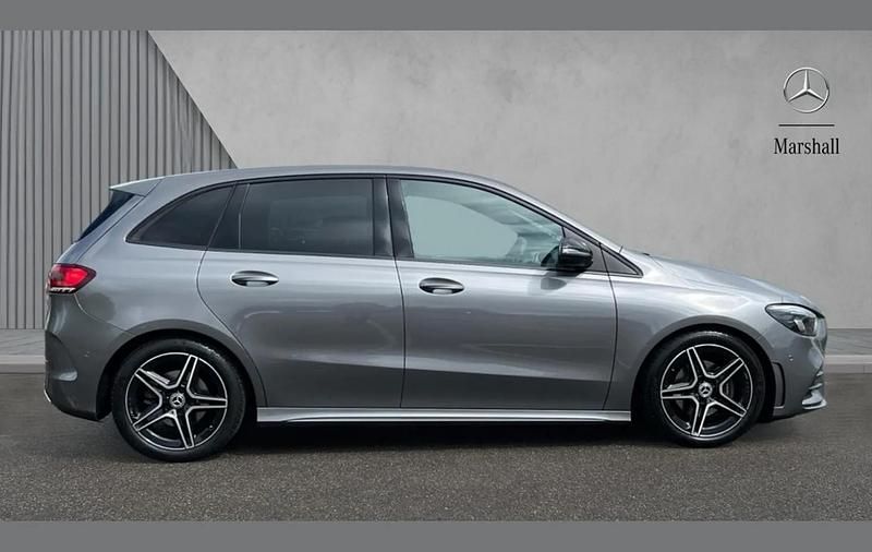 Used Mercedes B200 Executive 161 HP (118 kW) 2022 Grey MPV
