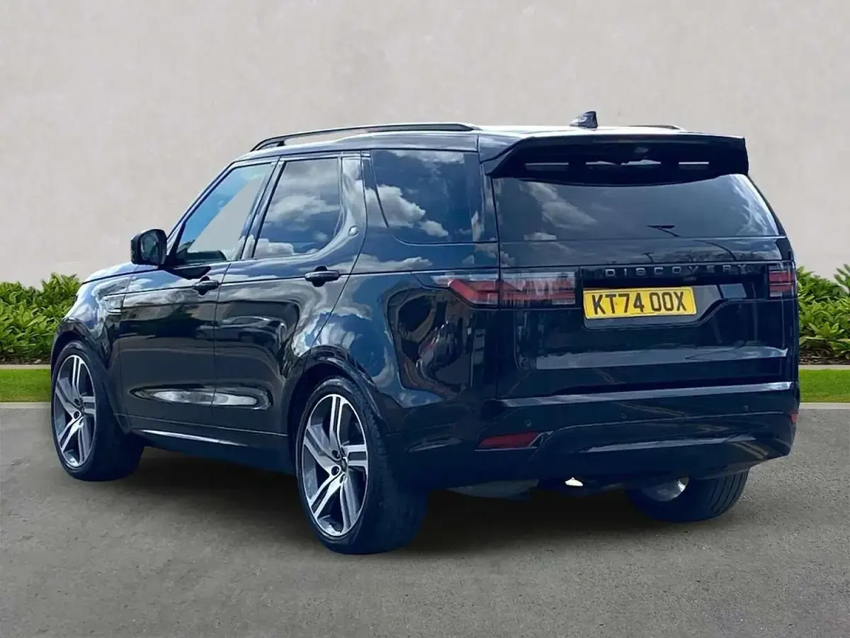Used Land Rover Discovery 5 HSE Dynamic 2025 Black SUV