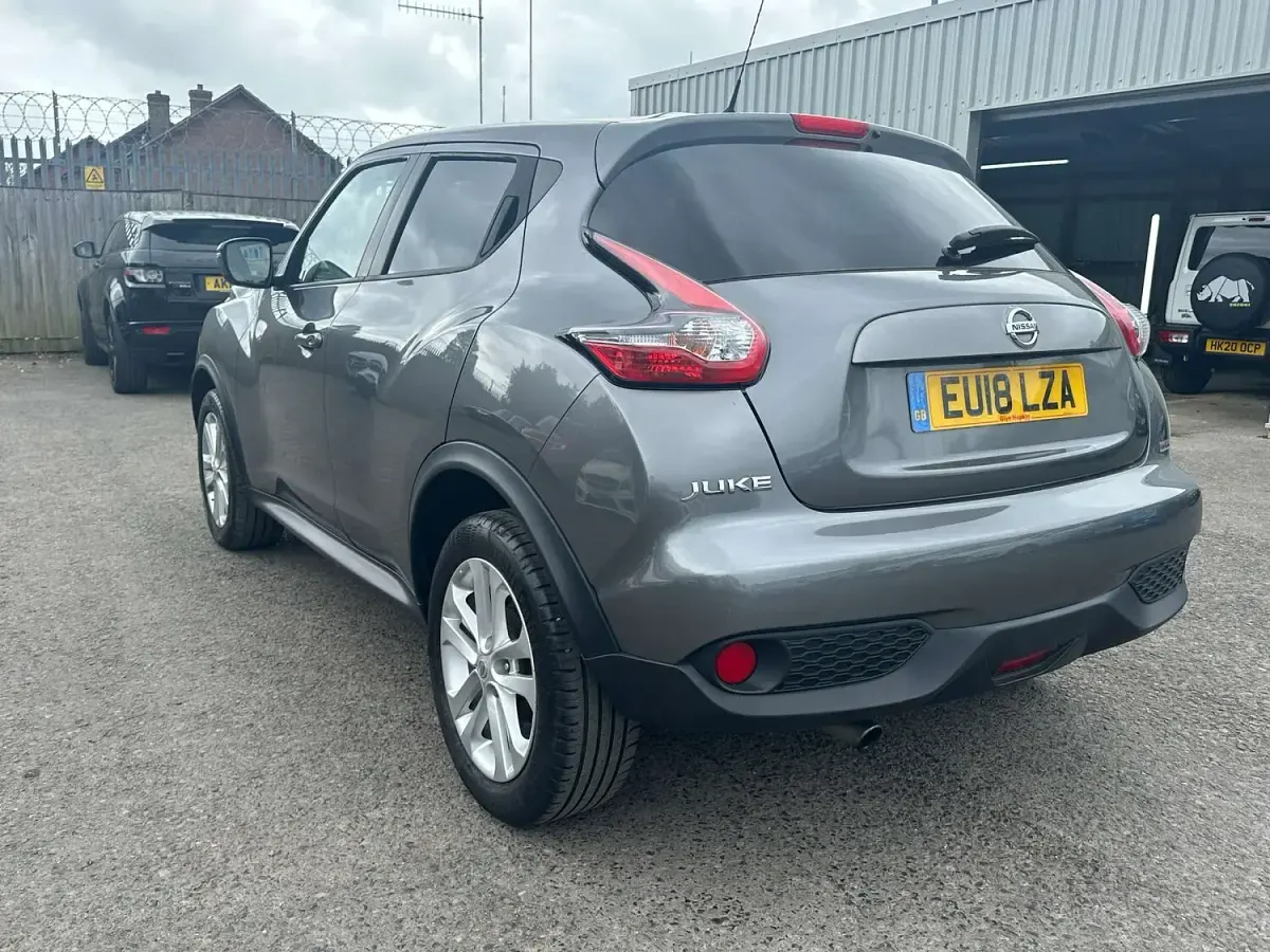 Used Nissan Juke N-Connecta 2018 Grey SUV