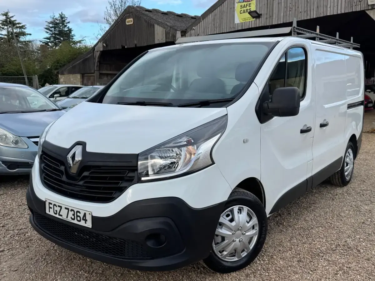 Usado Renault Trafic Business 2017 Branco Monovolume
