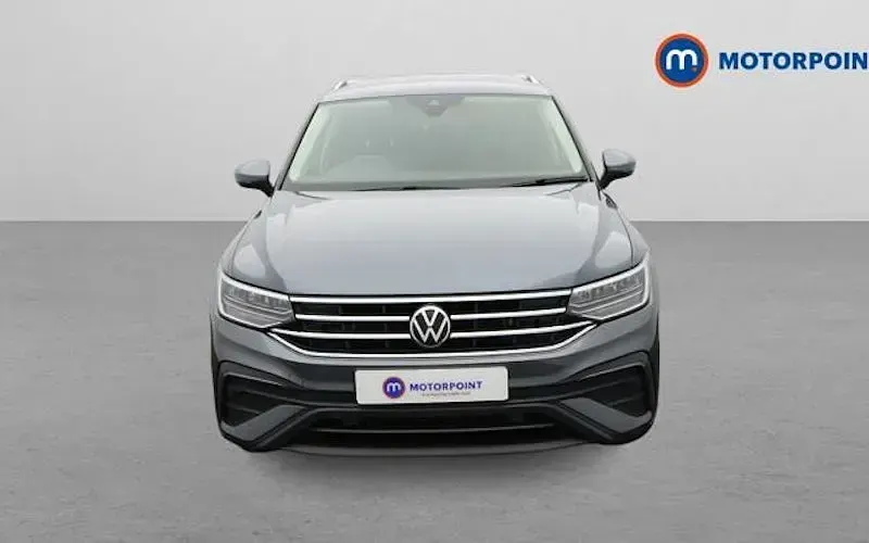 Used VW Tiguan Allspace Life 150 HP (110 kW) 2023 Grey SUV