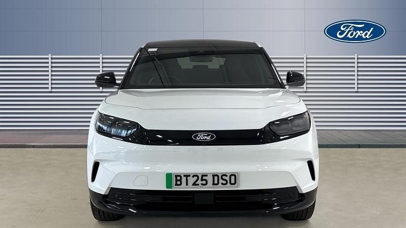 Used Ford Capri Premium 125 kW (170 HP) 2025 White SUV