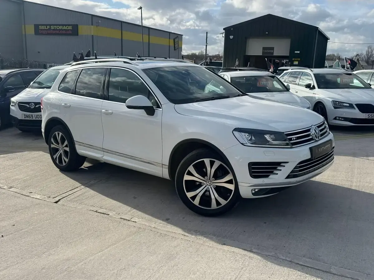 Used VW Touareg R-line 262 HP (192 kW) 2015 White SUV