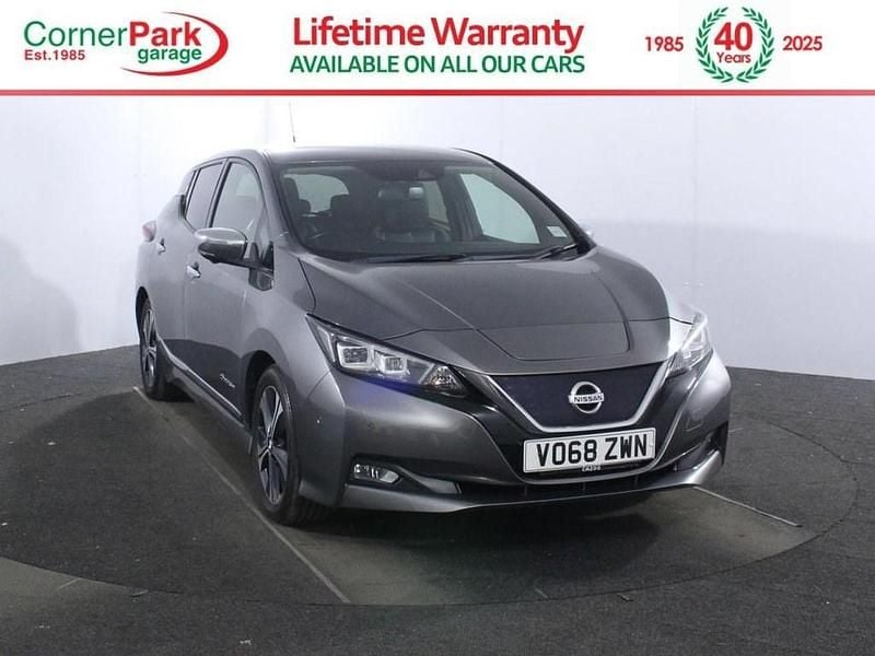 Usado Nissan Leaf Tekna 110 kW (150 HP) 2018 Cinzento Citadino