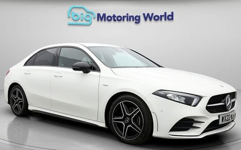 Used Mercedes A180 Executive 136 HP (100 kW) 2022 White Sedan