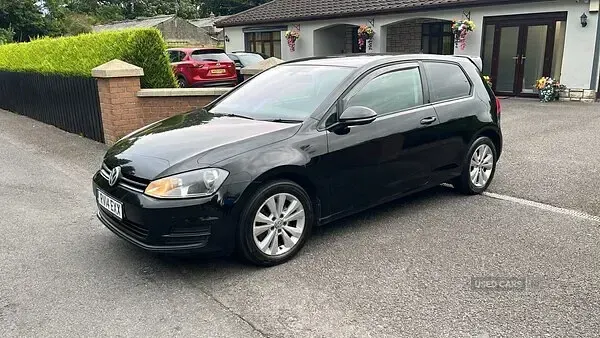 Used VW Golf VII SE 110 HP (80 kW) 2014 Black Hatchback