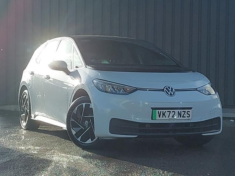 Used VW ID.3 Pure 110 kW (150 HP) 2022 White Hatchback