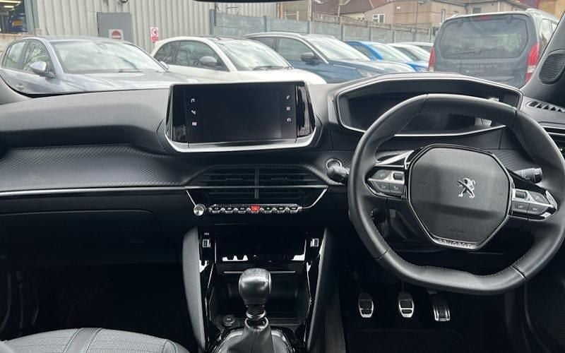 Used Peugeot 2008 Allure+ 101 HP (74 kW) 2022 Grey SUV