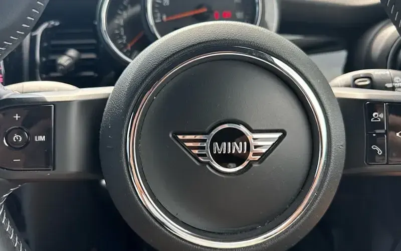 Used Mini Cooper Hatch 136 HP (100 kW) 2022 Grey Hatchback
