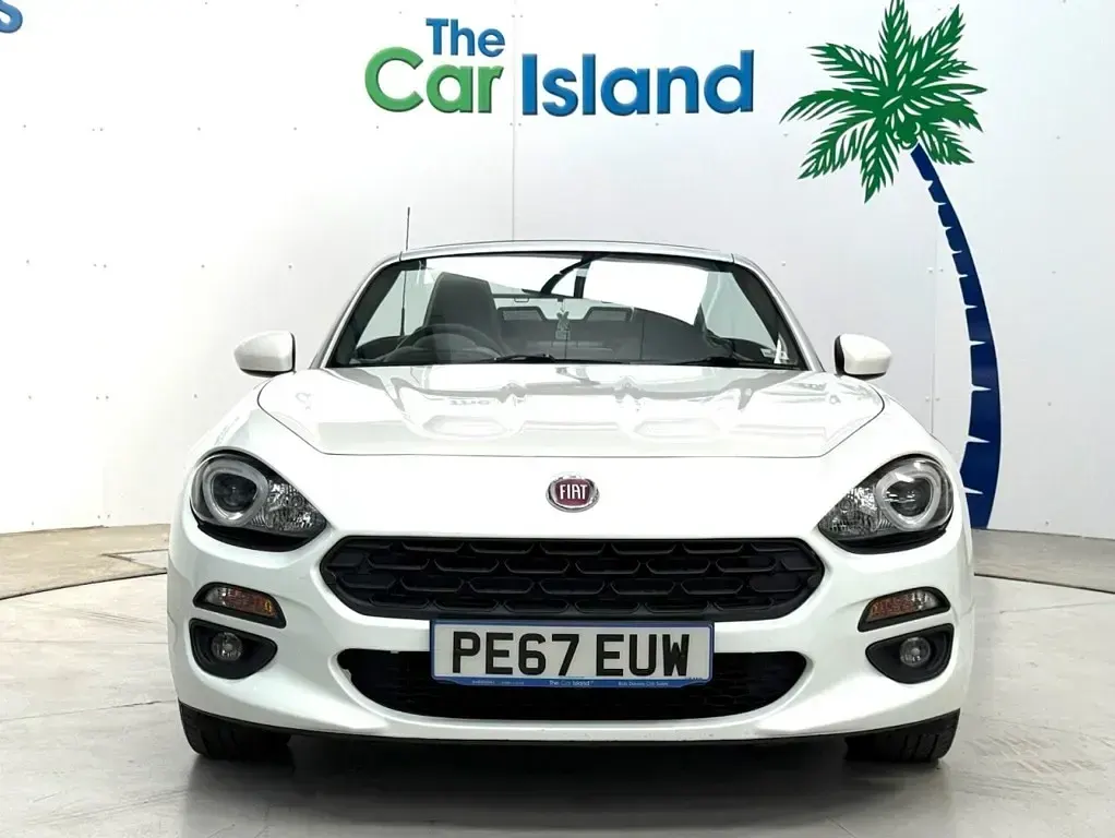 Used Fiat 124 Spider Lusso 140 HP (102 kW) 2017 White Cabriolet