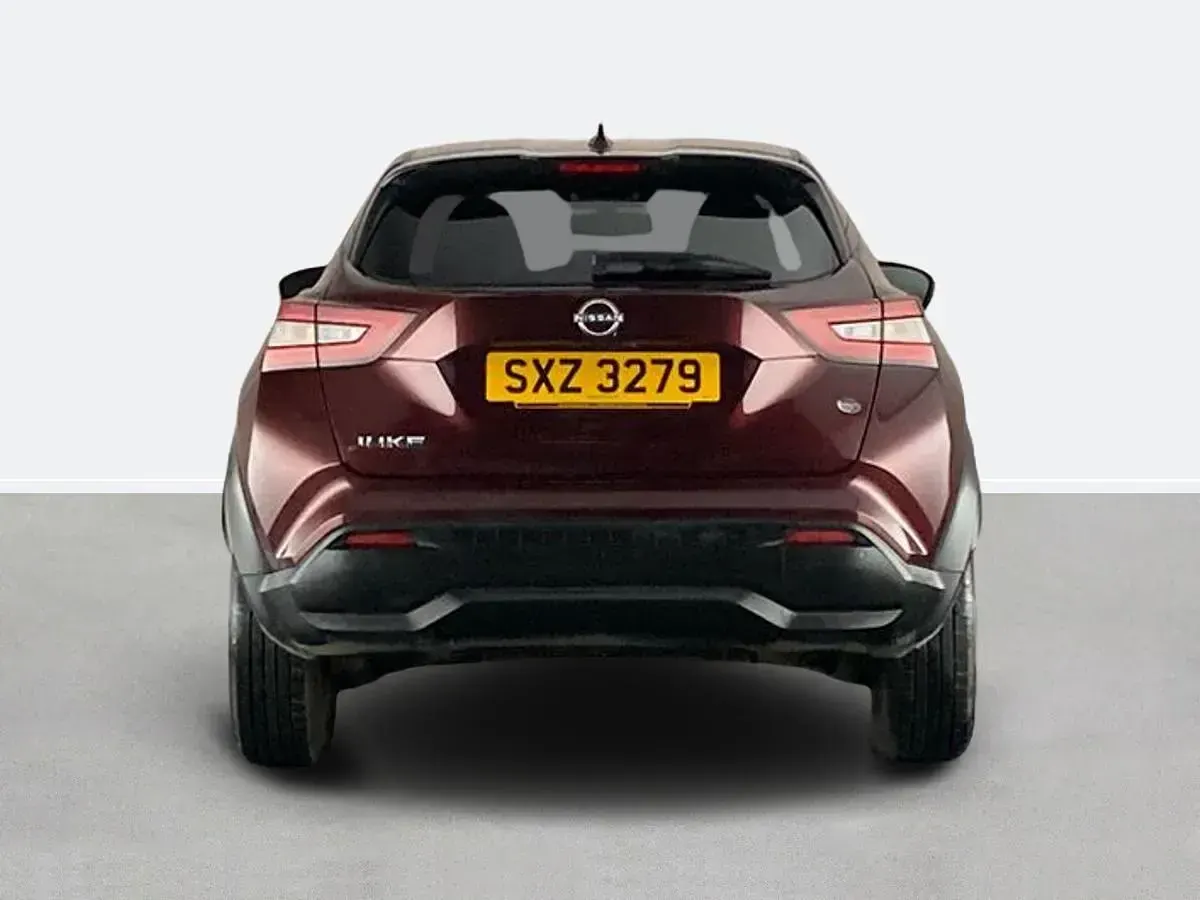 Used Nissan Juke N-Connecta 114 HP (83 kW) 2023 Red SUV