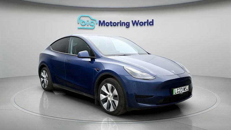 Used Tesla Model Y RWD 216 kW (295 HP) 2023 SUV