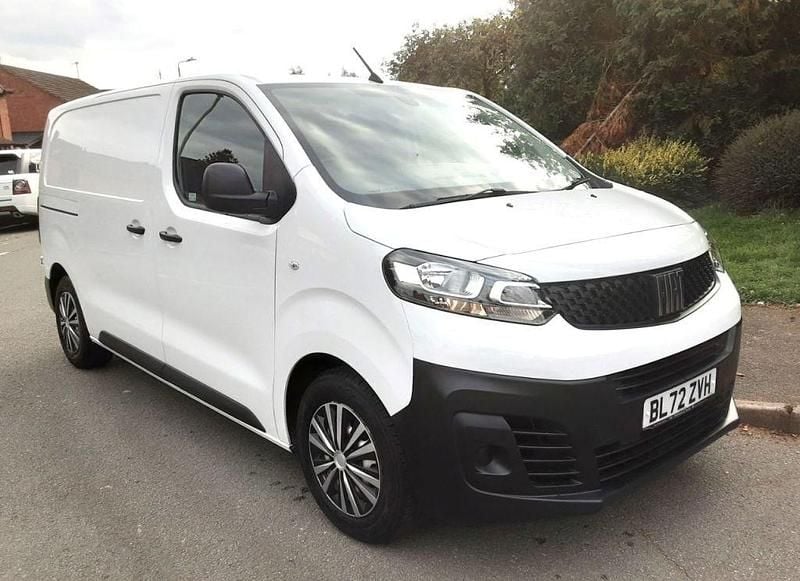 White Used 2022 Fiat Scudo S MPV | £14,000 (Good price) - Image 1/4