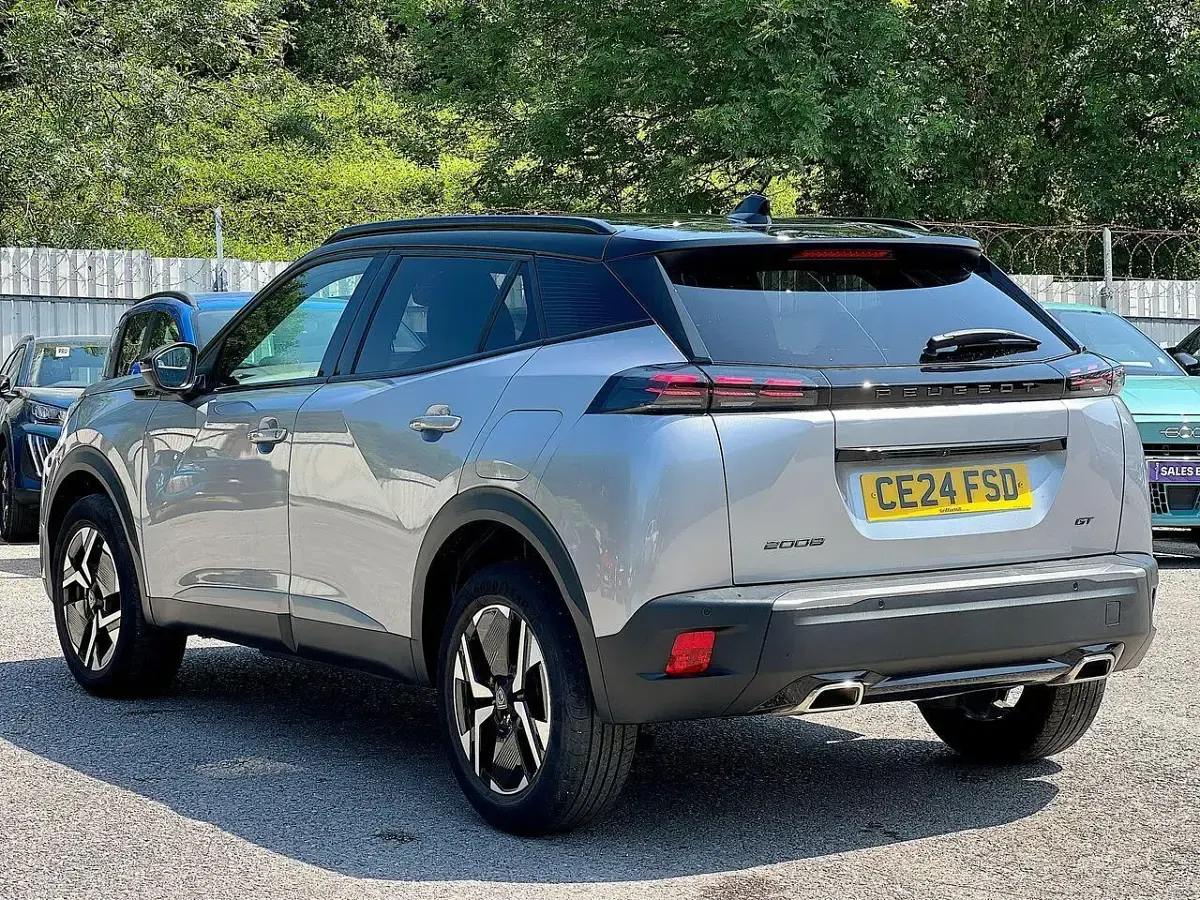 Used Peugeot 2008 GT 129 HP (94 kW) 2024 Grey SUV