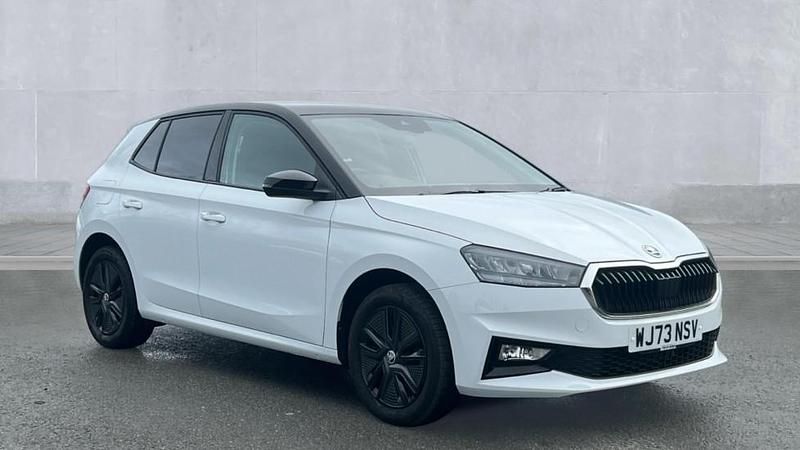 Metallic moon white Used 2023 Skoda Fabia Colour Edition Hatchback | £14,980 (Fair price) - Image 1/4