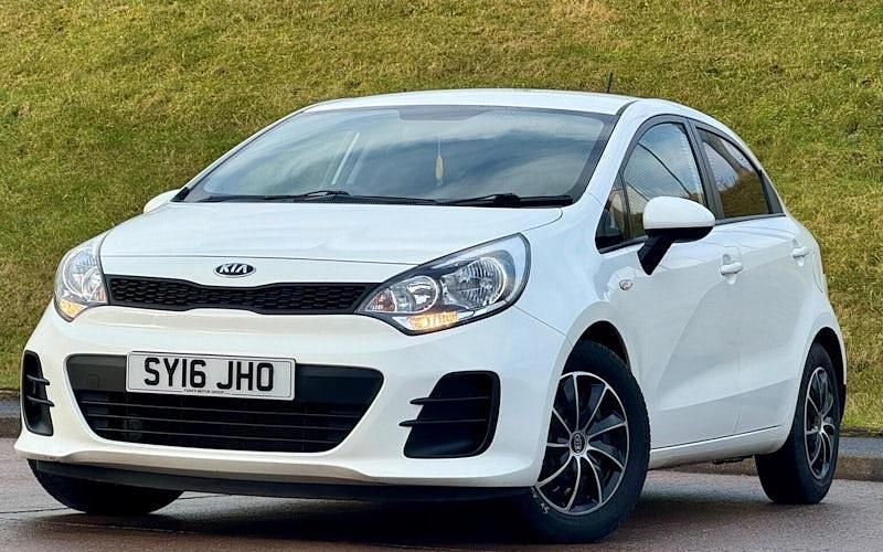 Used Kia Rio Air 86 HP (63 kW) 2016 Hatchback