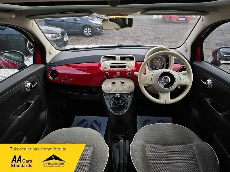 Used Fiat 500 Lounge 69 HP (50 kW) 2015 Red Hatchback