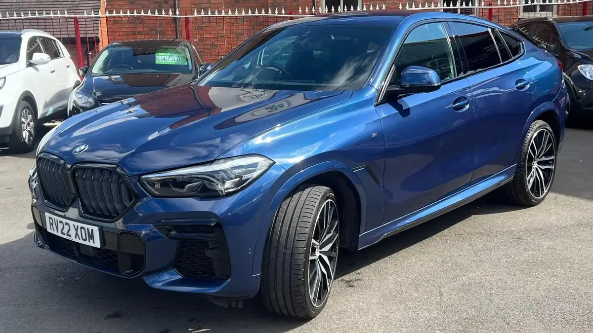 Usado BMW X6 M Sport 286 CV (210 kW) 2022 Azul SUV
