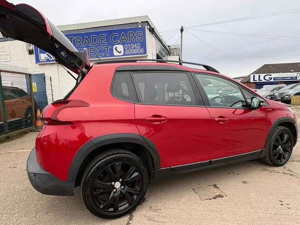 Used Peugeot 2008 GT-line 110 HP (80 kW) 2017 Red SUV