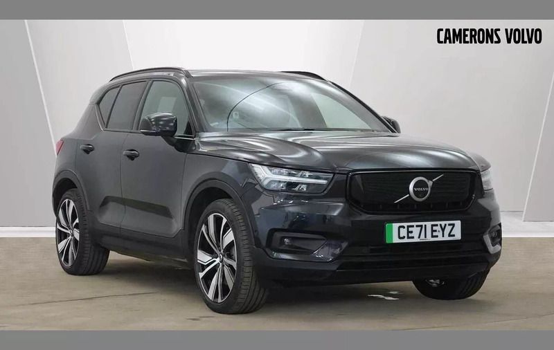 Black Used 2021 Volvo XC40 Pro SUV | £26,595 (Fair price) - Image 1/4