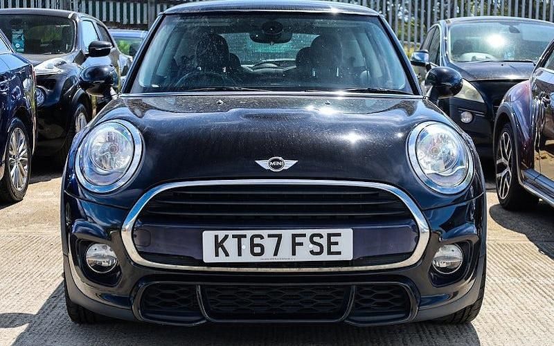 Usado Mini Cooper Hatch 136 HP (100 kW) 2017 Preto Citadino