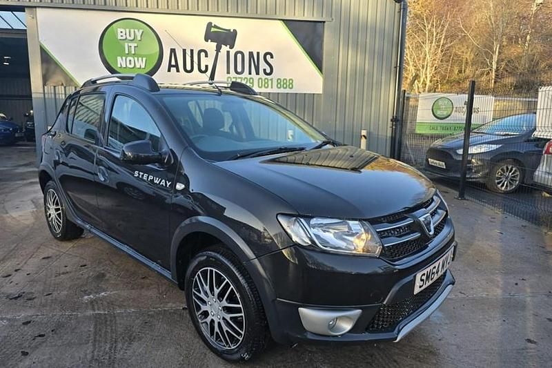 Used 2015 Dacia Sandero Lauréate | £2,750 (Good price) - Image 1/1