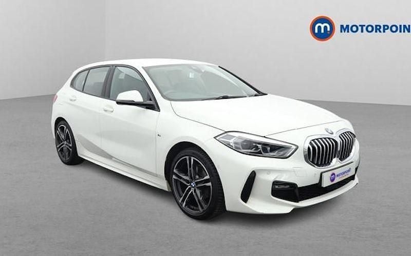 Used BMW 118 M Sport 140 HP (102 kW) 2020 White Hatchback