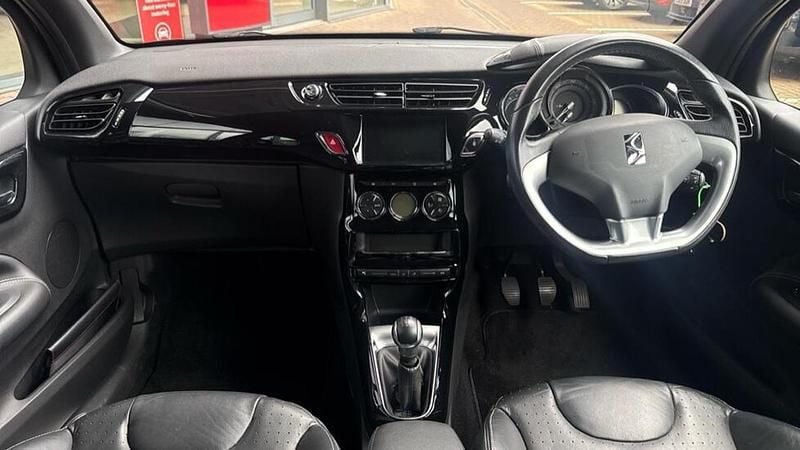 Used DS Automobiles DS3 108 HP (79 kW) 2018 Grey Hatchback