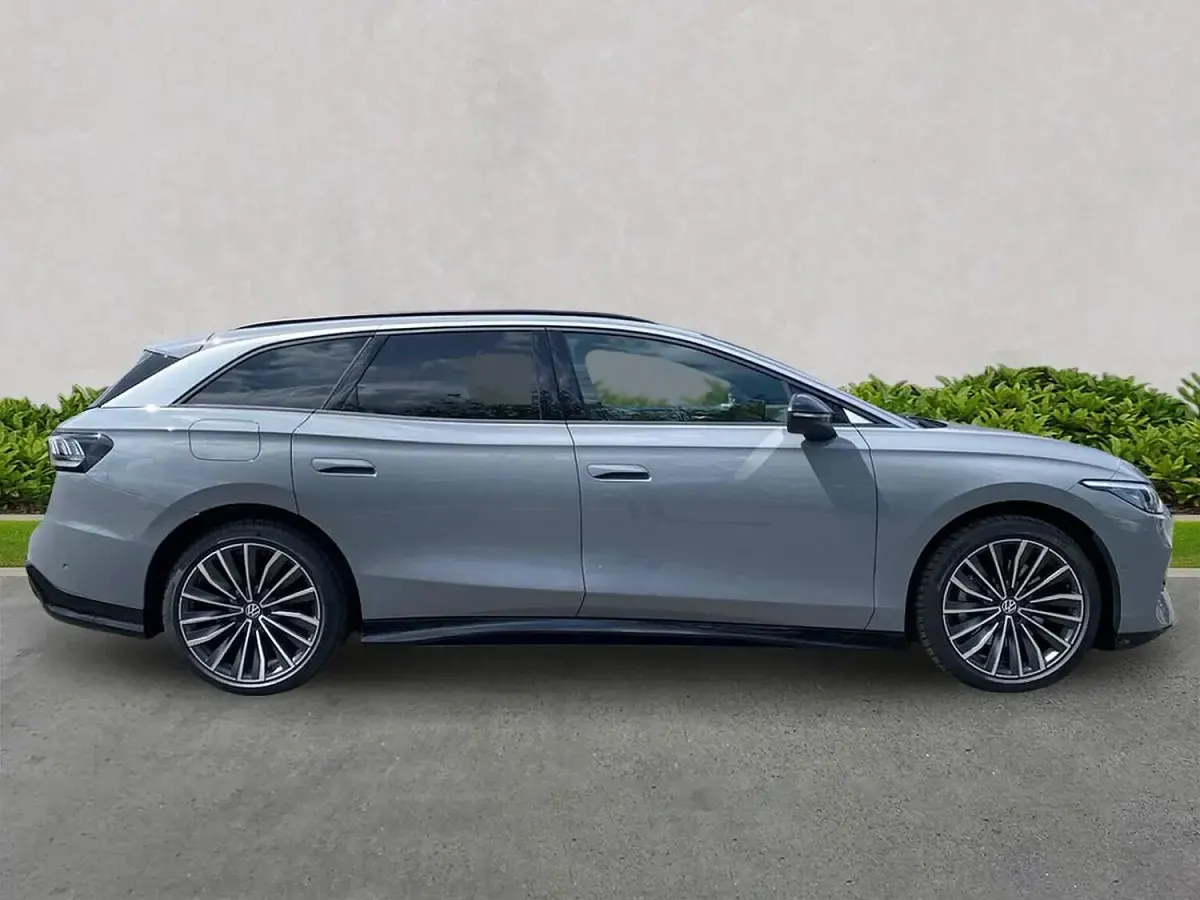 New VW ID.7 Pro 210 kW (286 HP) 2026 Grey Estate