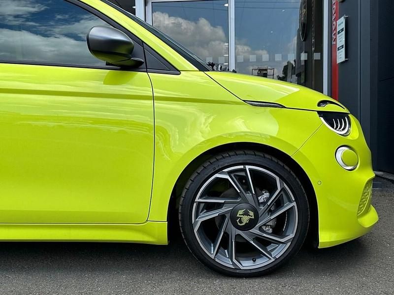 Used Abarth 500e Turismo 114 kW (155 HP) 2024 Green Hatchback