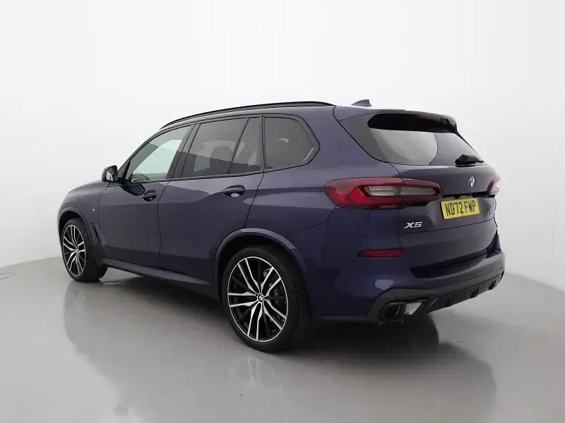 Used BMW X5 M M Sport 335 HP (246 kW) 2022 Blue SUV