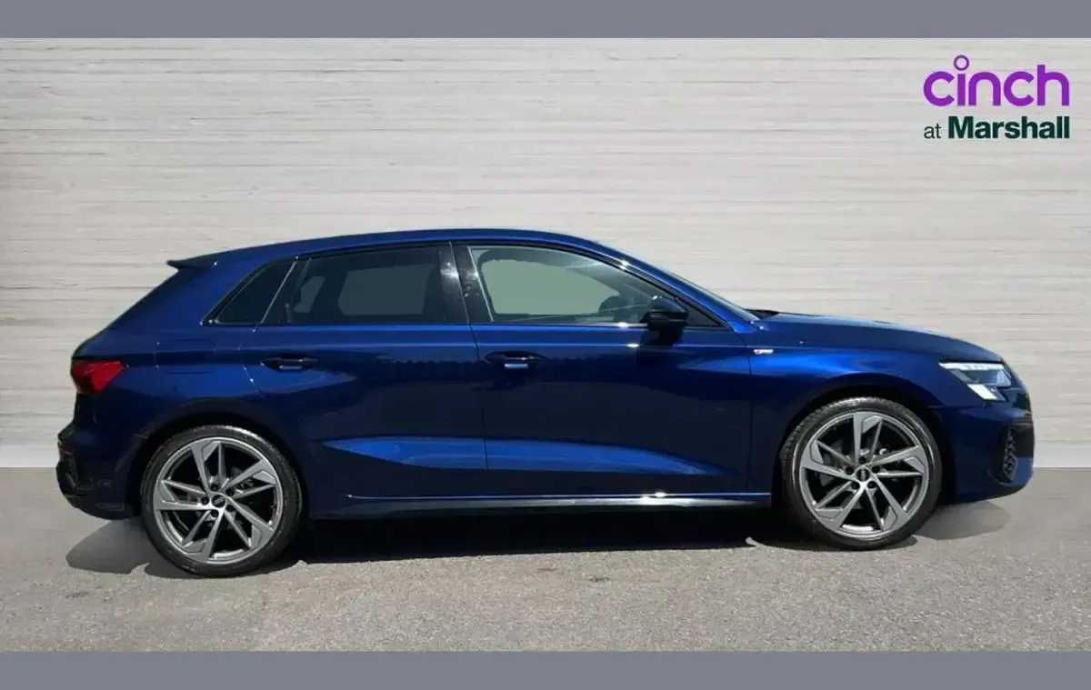 Used Audi A3 Comfort 147 HP (108 kW) 2021 Blue Sedan