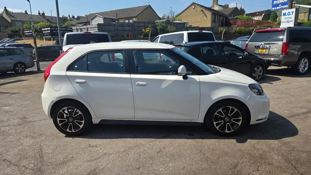 Used MG MG3 2017 White Hatchback