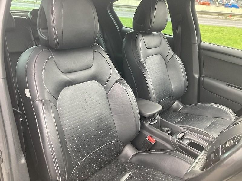 Usado Citroën DS4 160 HP (117 kW) 2014 Preto Citadino