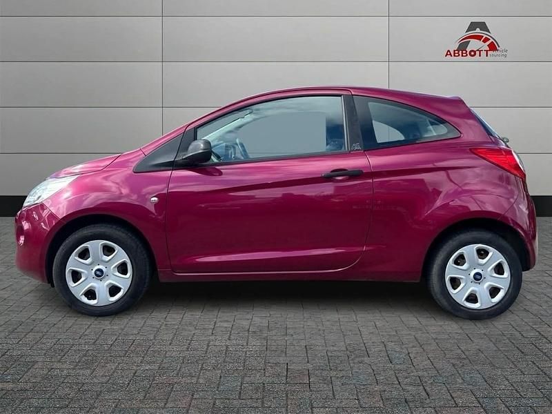 Used Ford Ka Studio 69 HP (50 kW) 2009 Red Hatchback